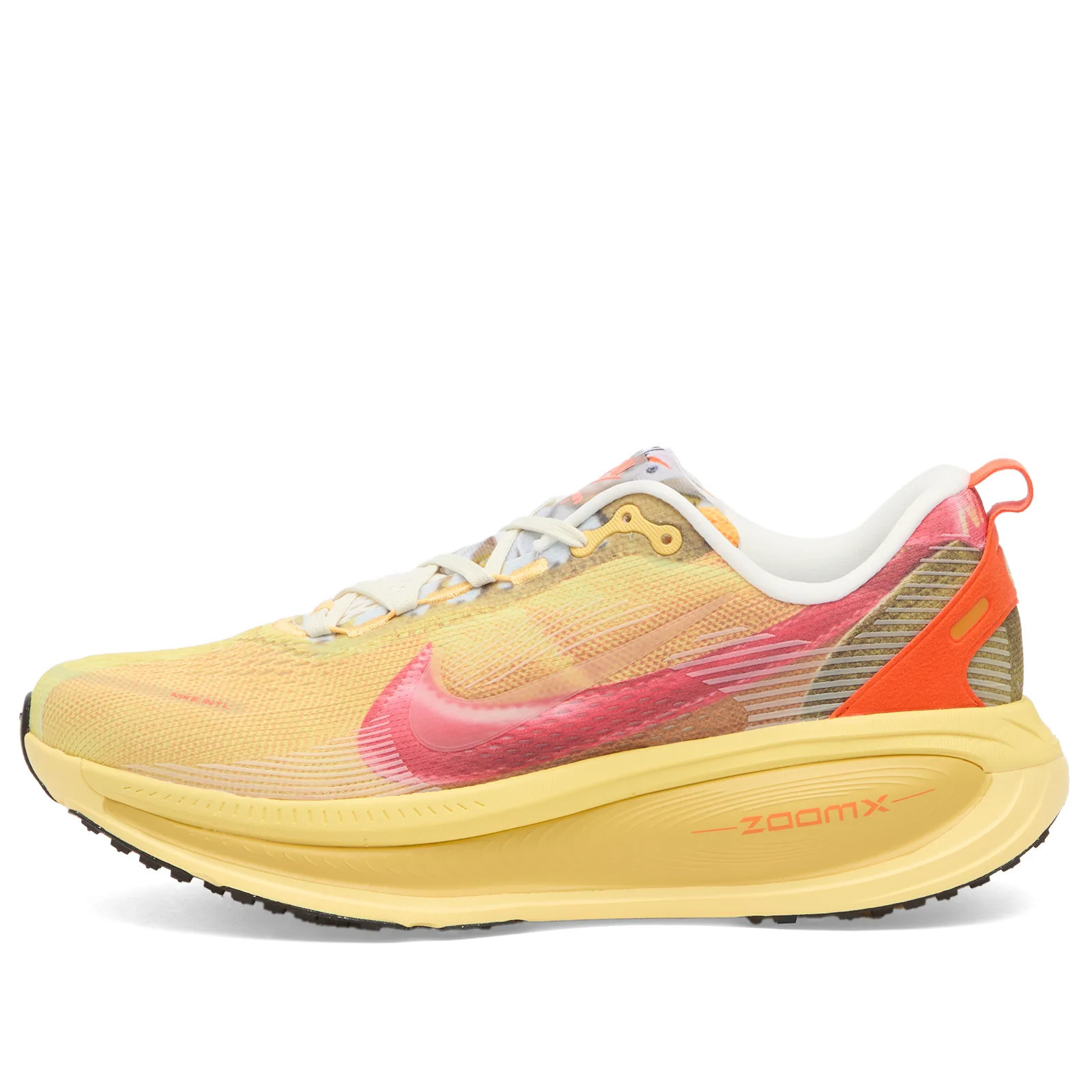 Nike Men's Running Vomero 18 Se Sneaker Clear/Vivid Sulfur | END. Clothing