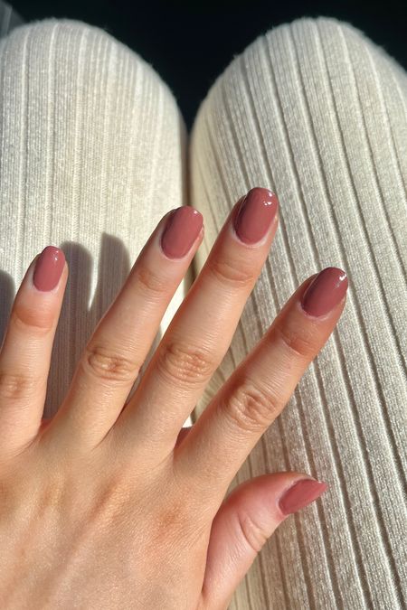 nail polish, gel nail polish, fall nail polish, fall nail color, pink nail polish

#LTKU #LTKfindsunder50 #LTKbeauty