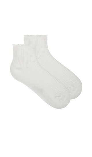 Stems 3 Pack Everyday Classic Ruffle Socks in White. | Revolve Clothing (Global)