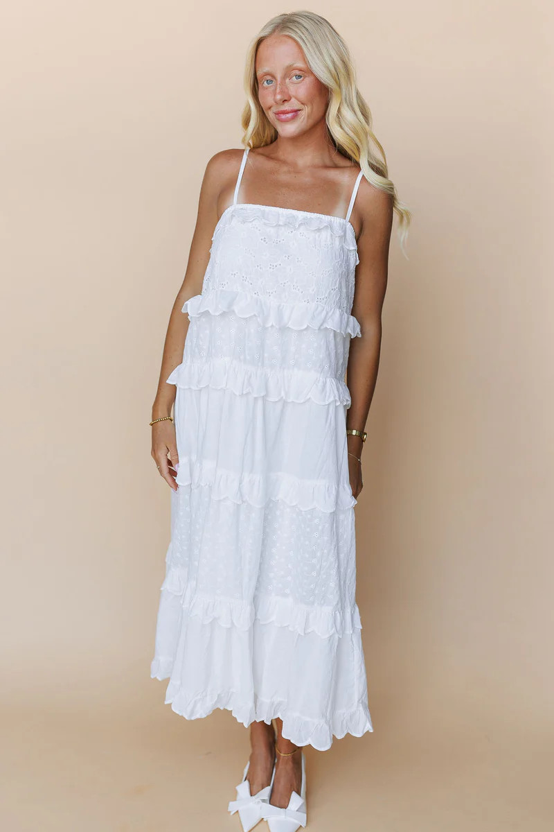 Ari Eyelet Maxi in White | Henly