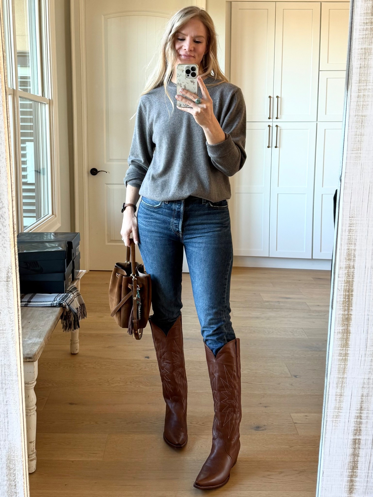 Date night out

Size reference 5’9” 140 lbs

Cashmere sweater - men’s medium

Straight leg jeans - 28 x 32

Tall cowboy boots - size up 1/2 size



Western chic. Classic style. Everyday western. Tecovas. Levi’s. Jeans and cowboy boots outfits. 

#LTKSaleAlert #LTKOver40 #LTKTall