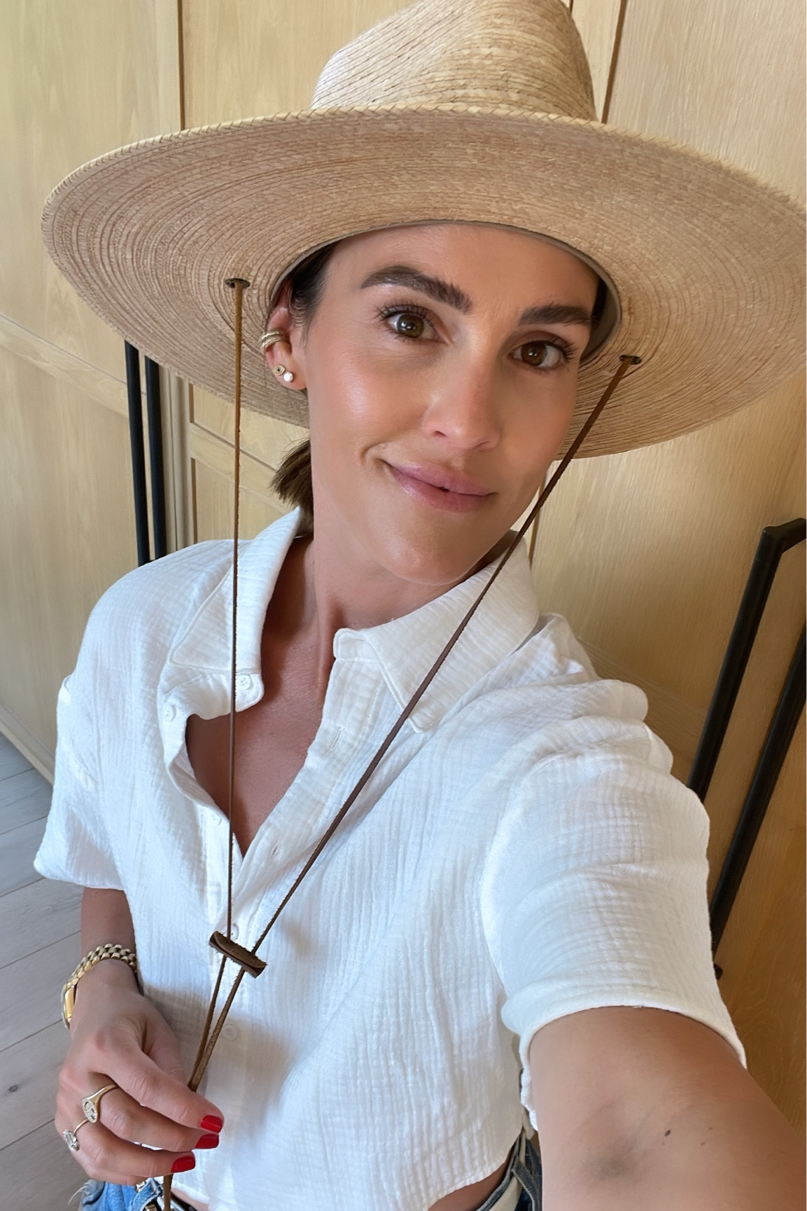 FASHION \ the best summer straw hat!



#LTKStyleTip #LTKSeasonal