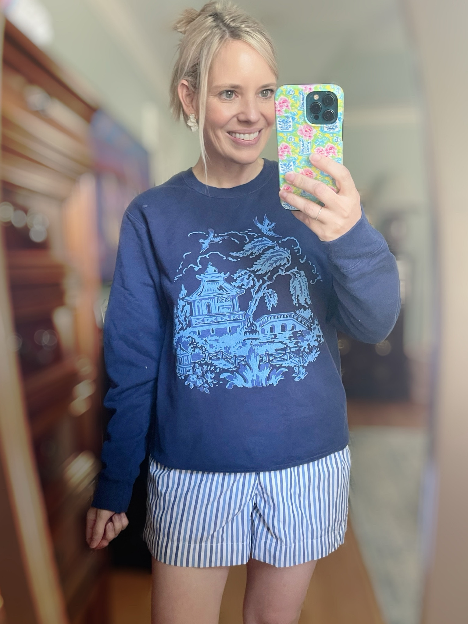 Blue Willow sweatshirt, grandmillennial casual outfit, chinoiserie, preppy. Loungewear 

#LTKFindsUnder100 #LTKOver40 #LTKFindsUnder50