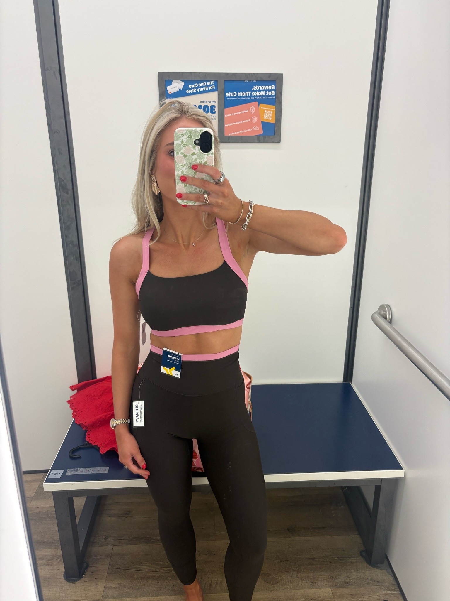 Old navy activewear>>> !!!

#LTKootd #LTKActive