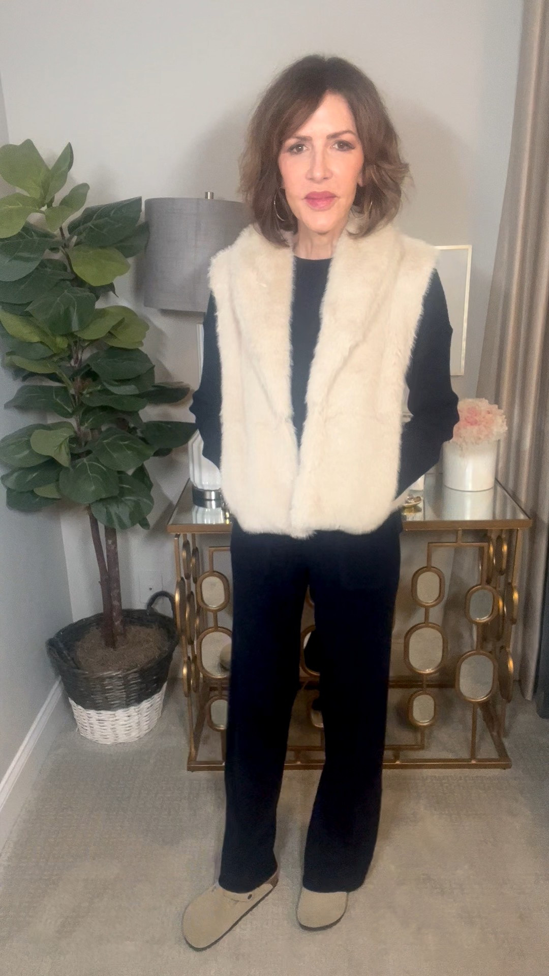 black set, faux fur vest, travel outfit, birkenstock clogs, over 50 outfits 

#LTKootd #LTKOver40 #LTKSeasonal