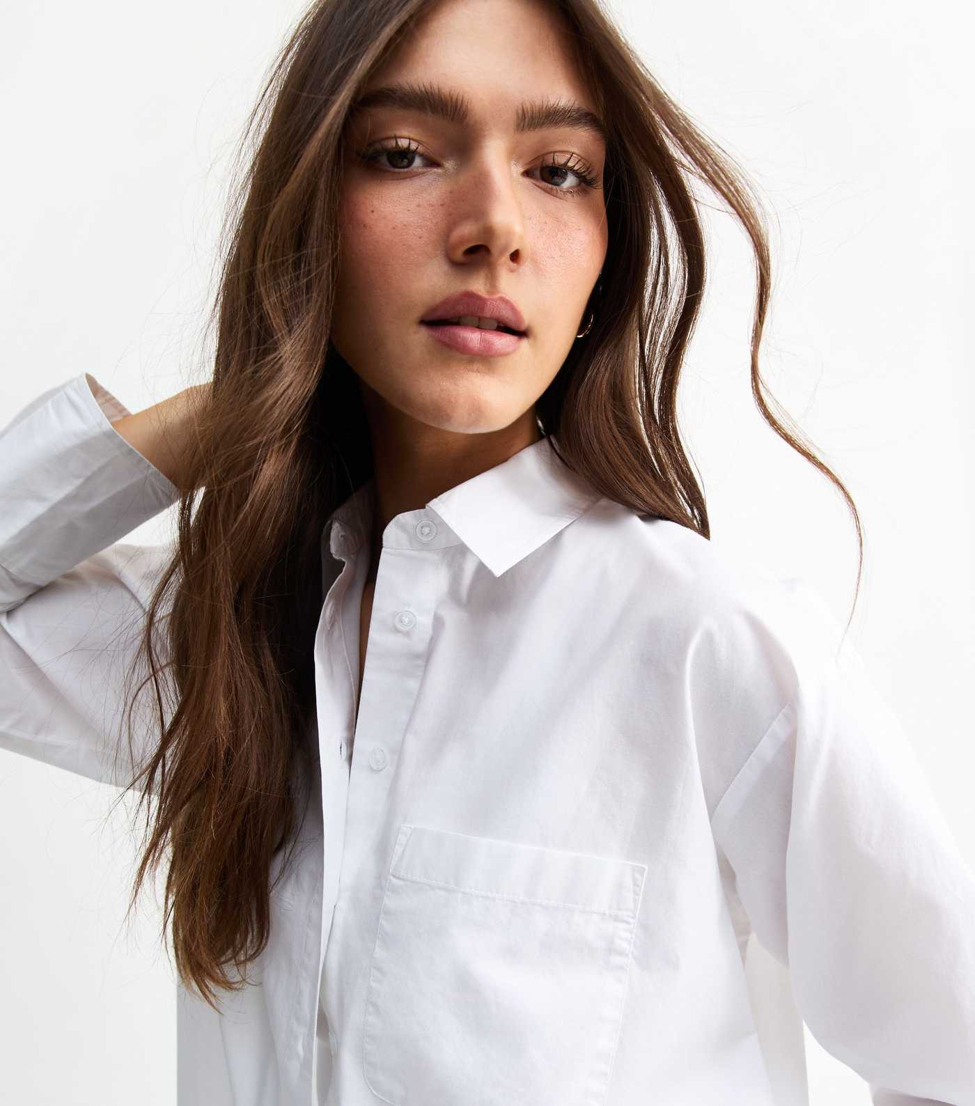 White Long Sleeve Curved Hem Poplin Shirt
						
						Add to Saved Items
						Remove from Saved... | New Look (UK)