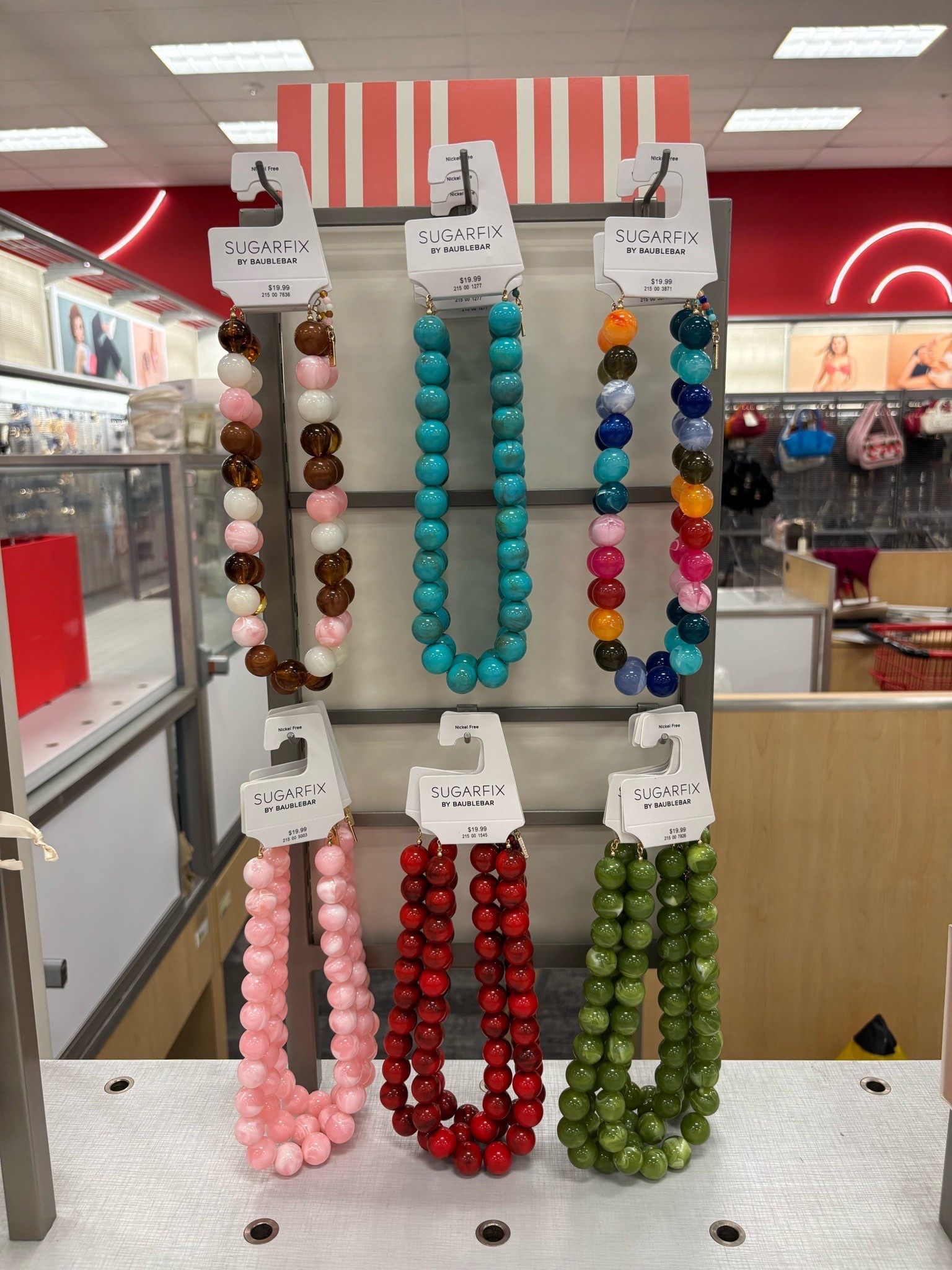 How cute are these beaded statement necklaces from @Target 🤩👏🏼 loving the green for fall!

#LTKootd #LTKgrwm