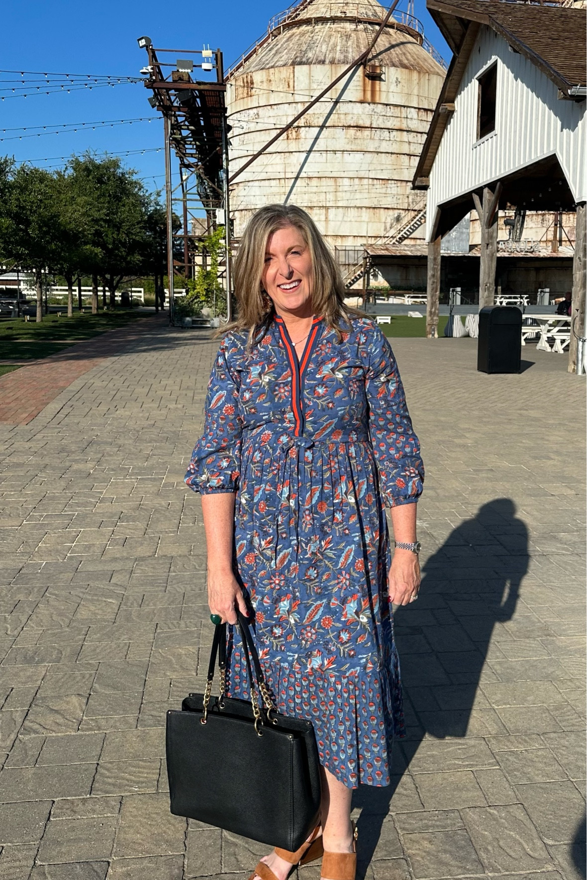 Loved this dress so much I got another in a great fall pattern! Perfect fall transitional piece and great for travel!