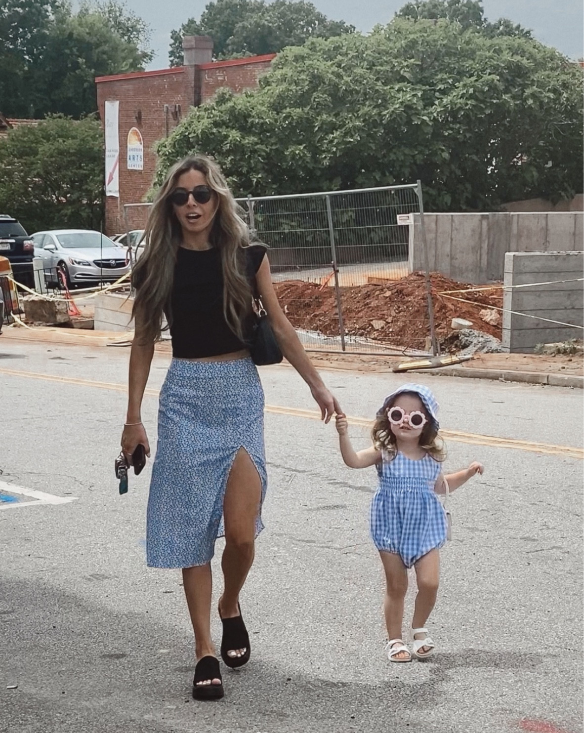 Mom and baby spring outfits 🫧🦋



Summershoes midiskirt toddleroutfit mommyandme 


#LTKshoecrush #LTKbaby #LTKkids