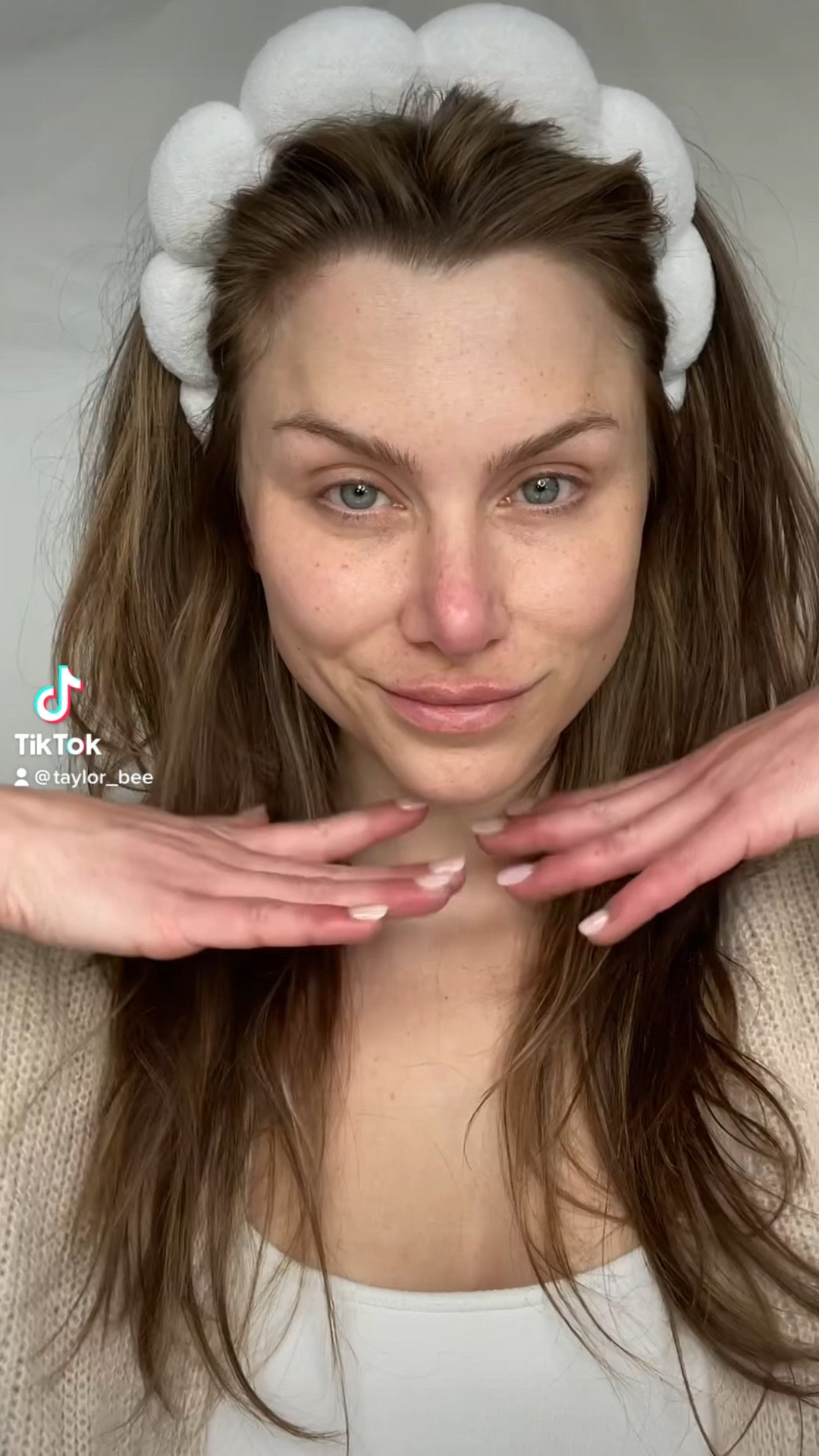 Fresh faced makeup 

#LTKbeauty #LTKsalealert #LTKunder50