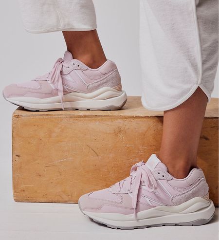 Oh my goodness!! Pink new balances and they are actually still in stock?! They are so pretty🥹🫶🏼

#LTKstyletip #LTKFind #LTKshoecrush