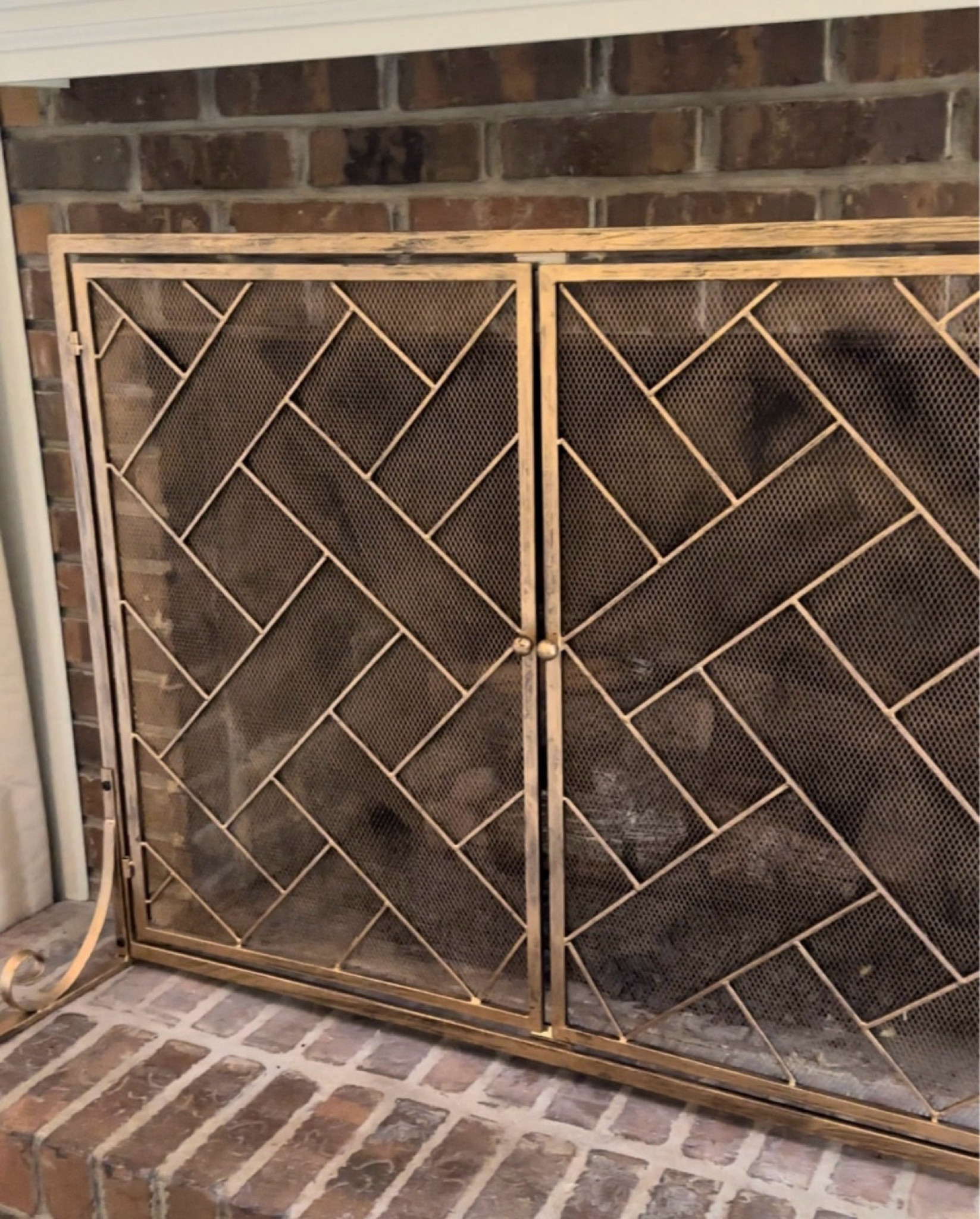 Own and love this gold fire place screen! Adorable and affordable!!

#LTKOver40 #LTKHome #LTKStyleTip