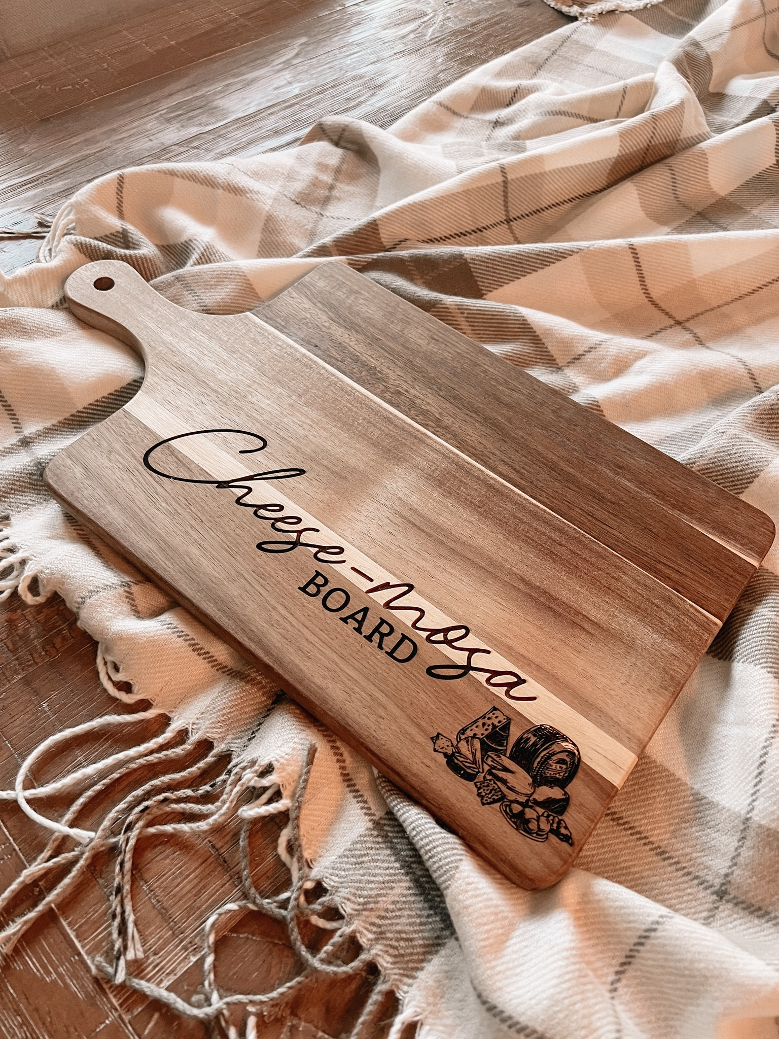 The cutest charcuterie board for chismosas aka Cheese-mosas! 😂

#etsyfind #chismosa #charcuterie #charcuterieboard #spanish #giftidea 

#LTKGiftGuide #LTKhome