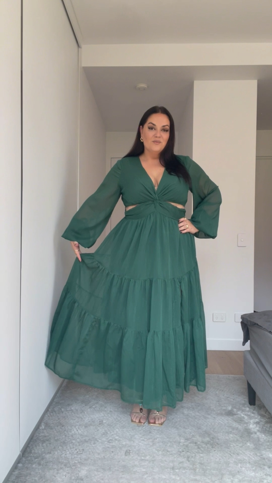 Tried on some new event wear dresses from Showpo paired with some of their gorgeous bags which i’ve been obsessing over lately! 😍

🔗 AU, NZ, EU, UK & US LINKS

#LTKmidsize #LTKplussize #LTKcurves