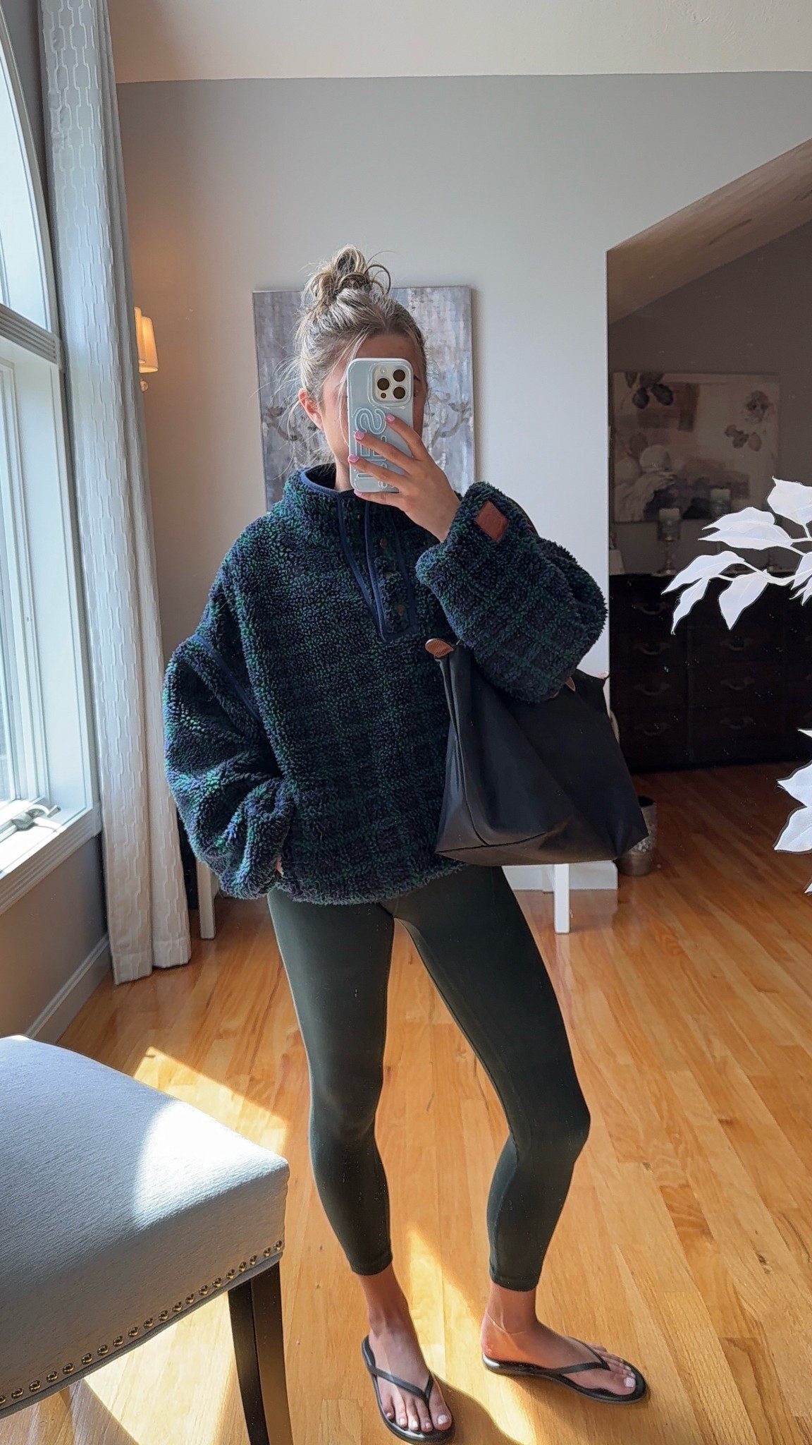 wearing a small in fleece ( it is an older pattern) and 0 in leggings! 

#LTKootd #LTKU #LTKSeasonal