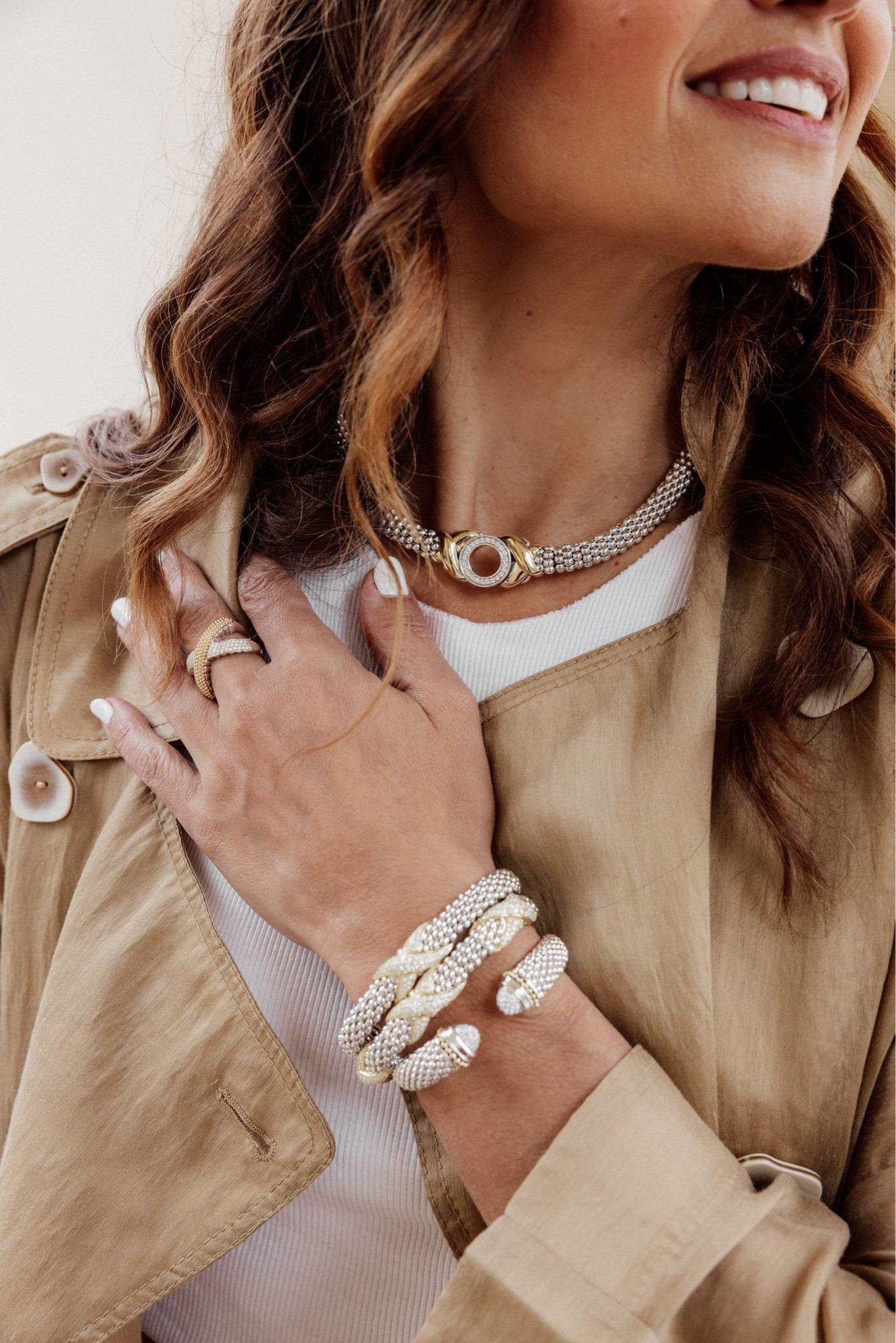 Mother’s Day Lagos favorites 
Send to your hubby today 
Necklace bracelet rings 
Luxury jewelry 