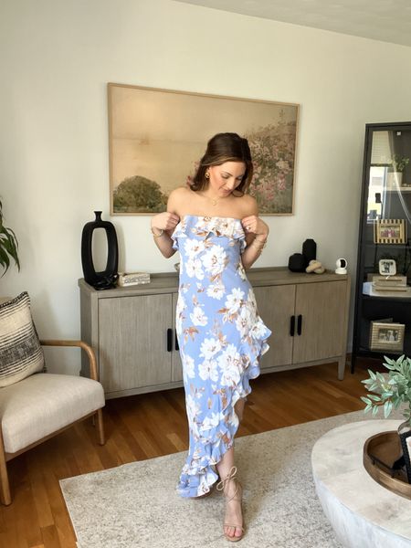 Abercrombie New Arrivals!

Wedding guest dress! 

Wedding style, spring wedding guest dress, summer wedding dress, strapless dress, vacation outfit, wedding guest dress 

#LTKfindsunder100 #LTKstyletip #LTKwedding