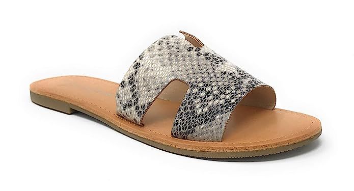 City Classified SALVIA Women's Cutout Slide Sandals | Amazon (US)