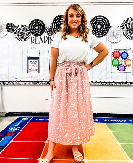 Comfy , casual teacher skirt! Simple and easy look! 

#LTKstyletip #LTKunder50 #LTKworkwear