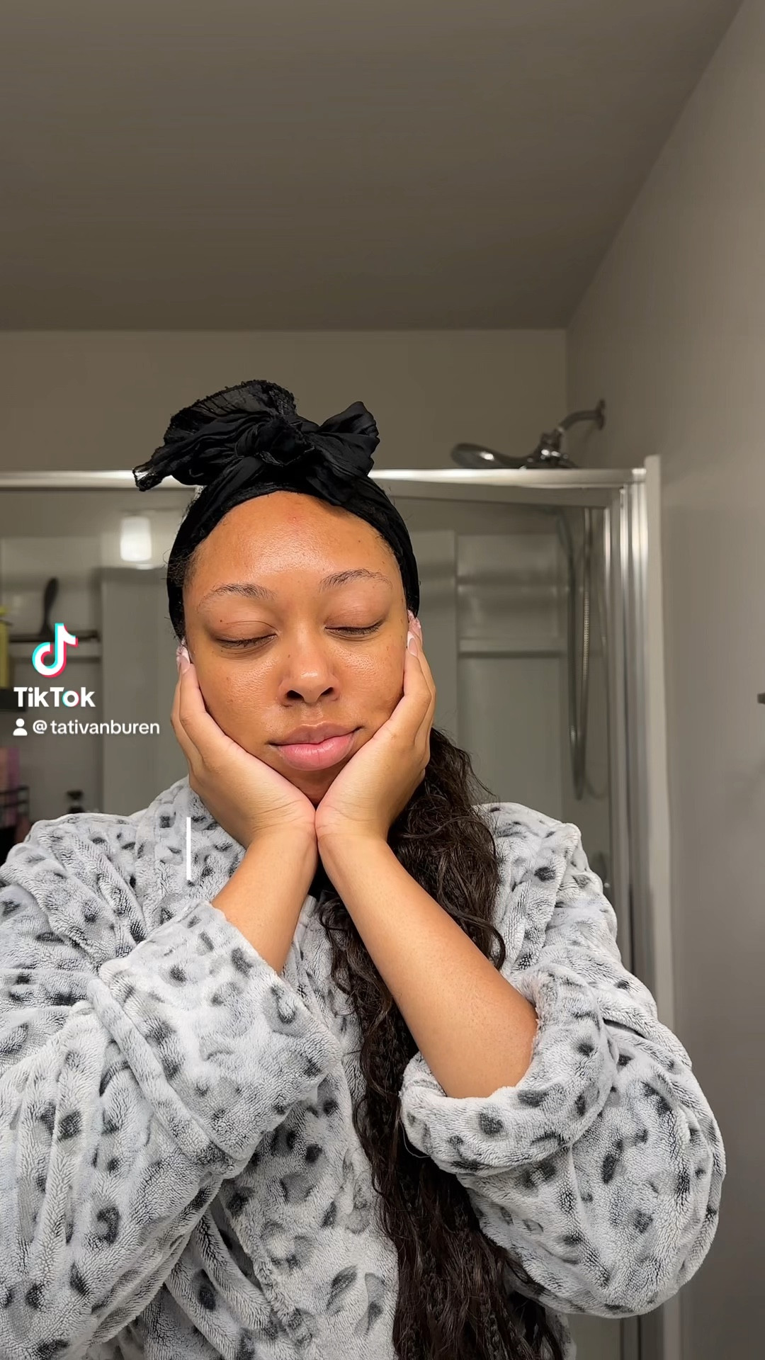 Spend a day with me. 
Went to the gym, & created content. 