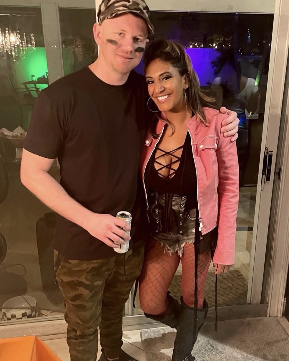 Halloween Costume: Rocker Chick DIY 🤘🏽🎸

#halloweencostume #amazon #halloween #halloweenparties #costumes #rockerchick #diycostume

#LTKParties #LTKStyleTip #LTKHalloween