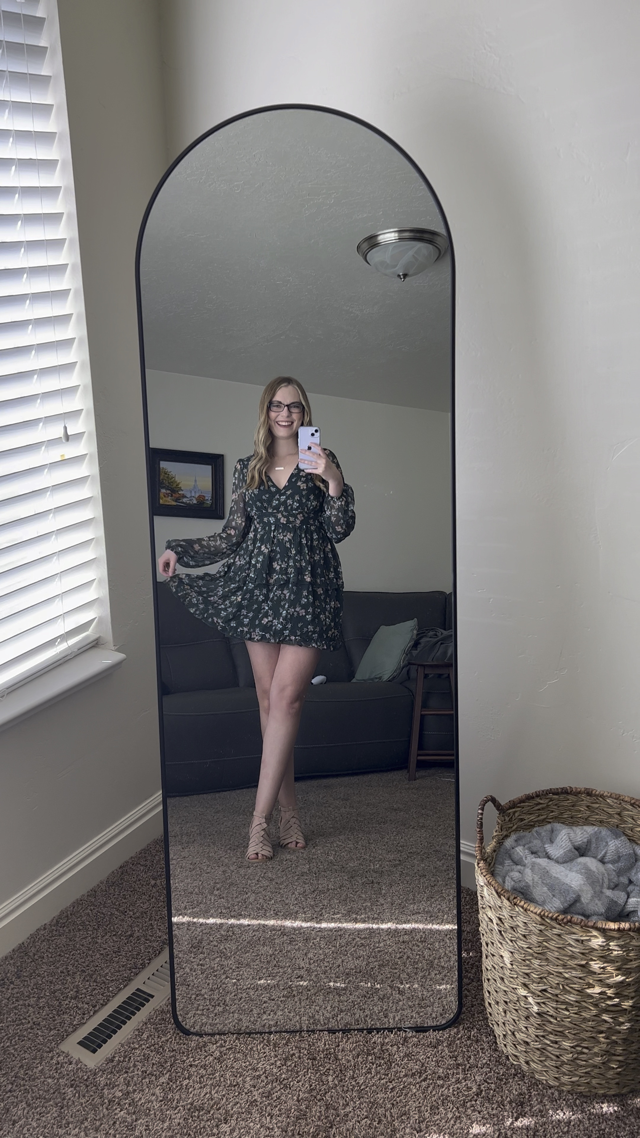 A gorgeous hunter green Fall wedding guest dress 🤎
.
The shoes are from Down East from several years ago. 

#LTKfindsunder100 #LTKstyletip #LTKwedding