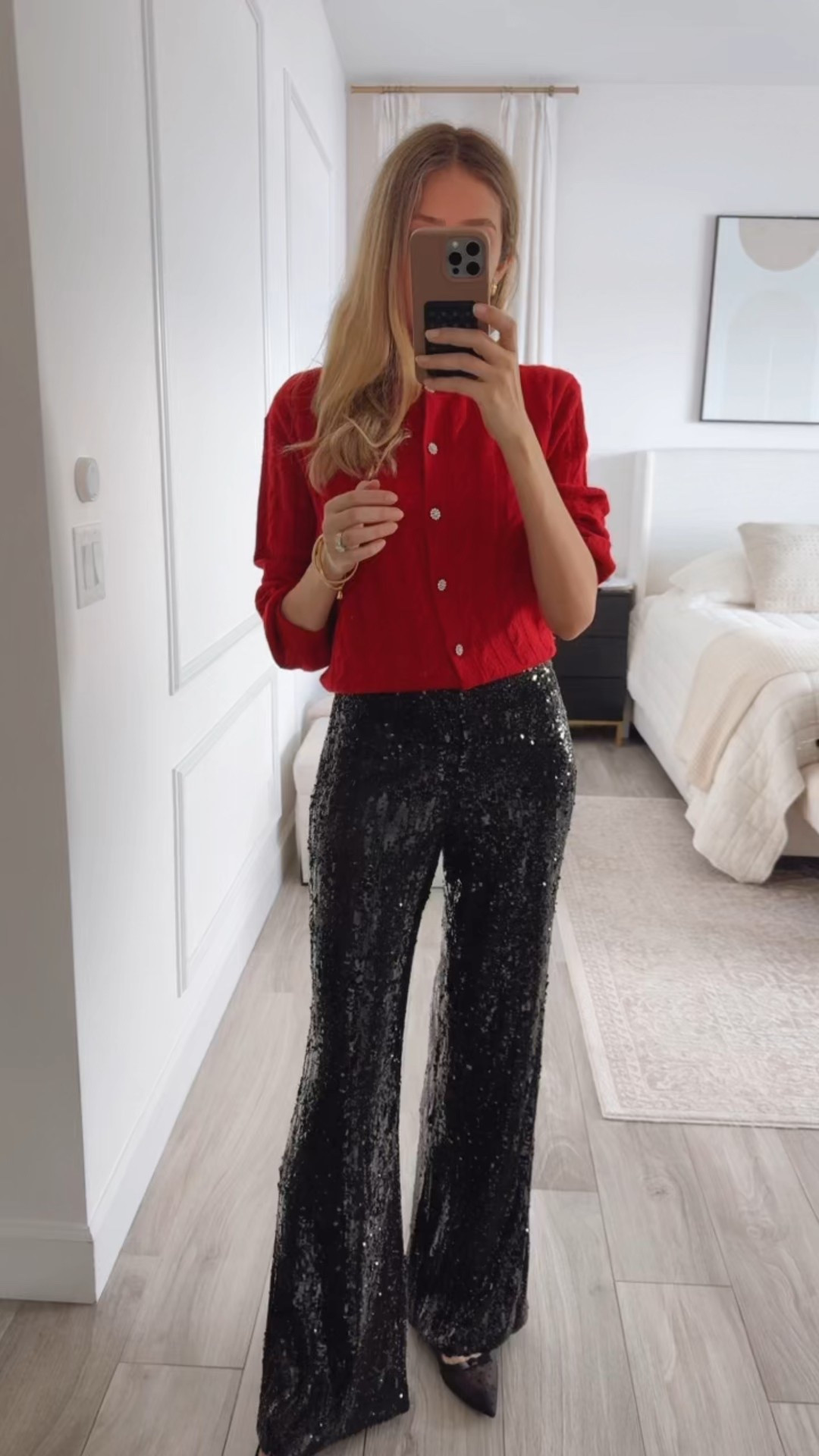Perfect outfit for holidays!
Gorgeous and elegant sweater that is also super comfy. This pants are also really chic and very put together. Everything fits true to size and I am wearing size small 
First to shop (Nordy club members): 11/5 9pm - 11/6 8:59pm online, 11/6 in store

@NordstromRack, #NordstromRackPartner #RackScore







#LTKStyleTip #LTKHoliday #LTKU
