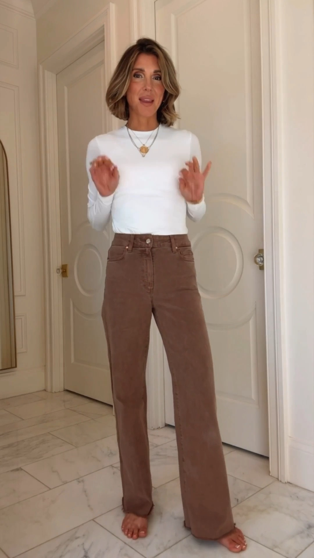 These jeans are back in stock! I'm 5'7 for reference and wearing my true size 25 fit tts - high rise and stretch.

#LTKootd