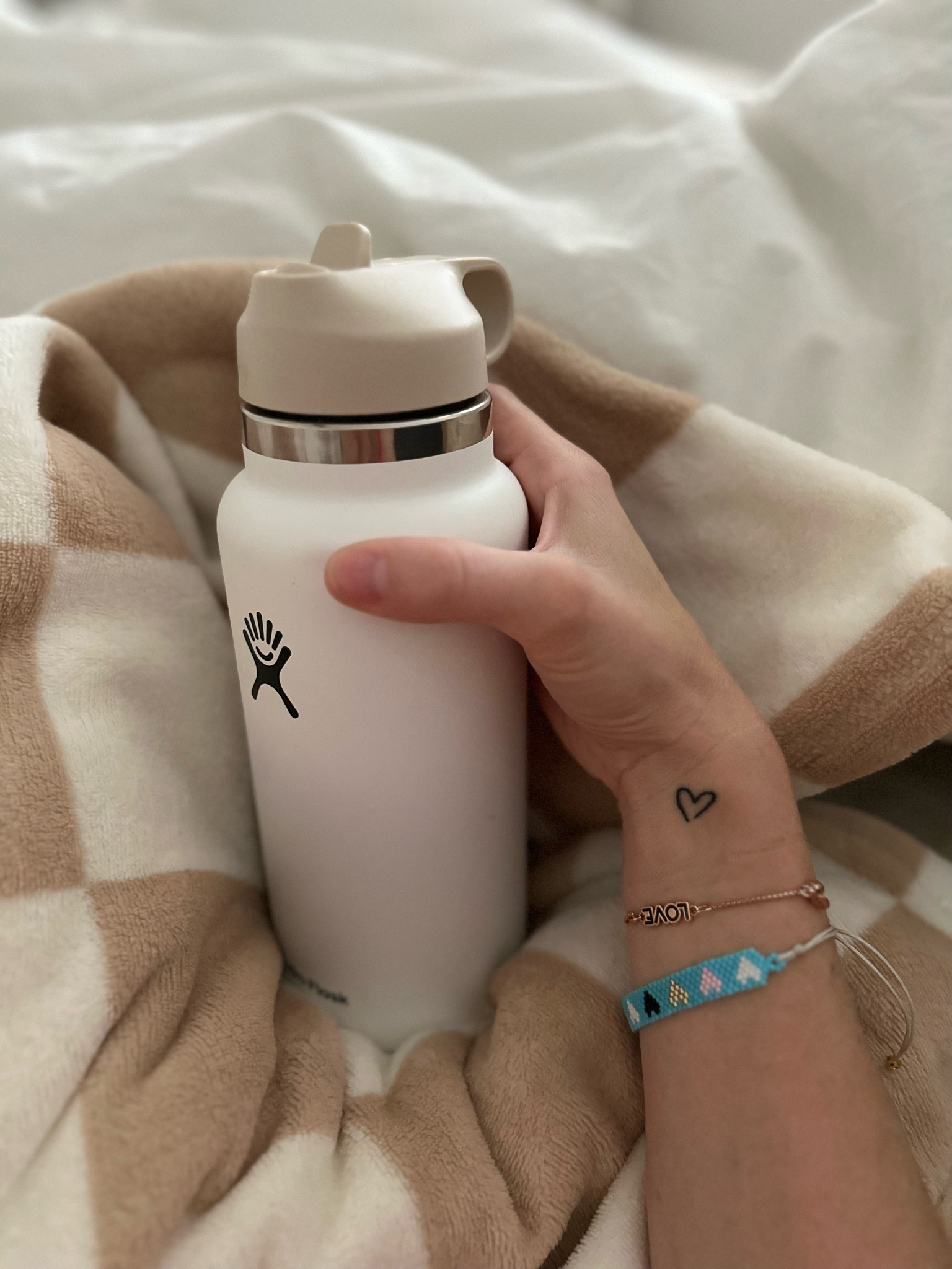 My cozy daily must-haves. White and beige Hydro flask. Checkered blanket 

#LTKhome #LTKBacktoSchool #LTKSeasonal