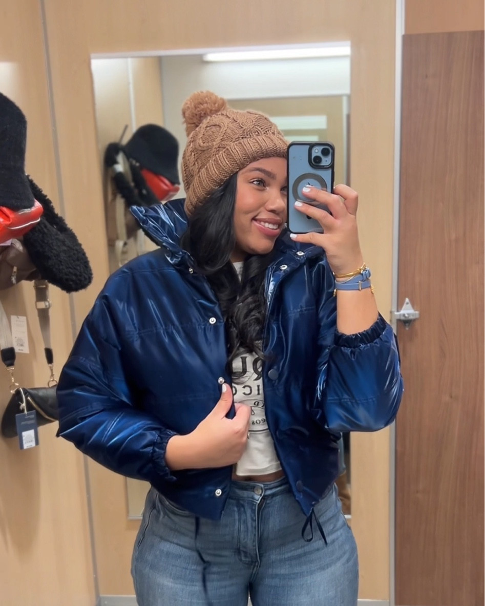 The most gorgeous electric blue coat! This runs super big, im wearing a XS here because its all they had. I ordered it in a Medium! 

#LTKstyletip #LTKSeasonal #LTKmidsize