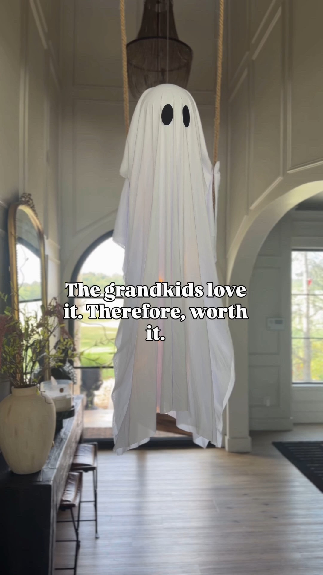 Swinging ghost

#LTKOver40 #LTKHome