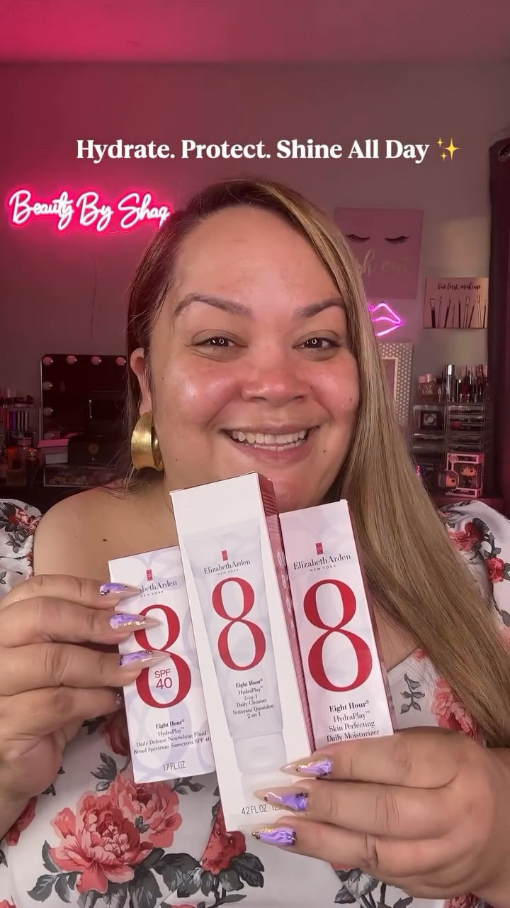 New skincare fave: Elizabeth Arden Eight Hour® HydraPlay™ 💧

🧼 Step 1 – 2-in-1 Daily Cleanser
Deep cleans without stripping essential moisture. Doubles as a clay mask for pore-clearing power.

💦 Step 2 – Skin Perfecting Daily Moisturizer
Hydrates, plumps, controls oil & strengthens the skin’s moisture barrier.

☀️ Step 3 – Daily Defense Nourishing Fluid SPF 40
Protects against UVA/UVB, blue light & pollution — no white cast, just radiant skin.

💫 My skin feels refreshed, hydrated, and protected all day!

@elizabetharden @communityxseen 
#ElizabethArden #8hour #communityxseen
#skincareroutine #hydraskin #SPFdaily #glowyskin #dewyskin #cleanbeauty #AmazonFinds #LTKbeauty #skincarefavorites #skincarevideo

#LTKBeauty #LTKOver40 #LTKFindsUnder100