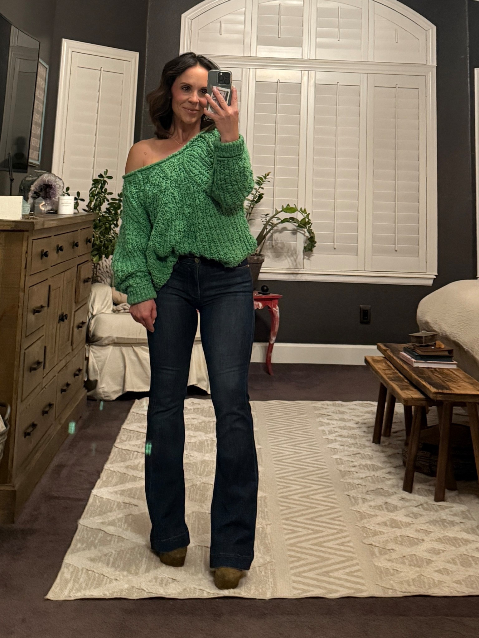 the perfect sweater all year round! 💚 time for a date night !

#LTKValentine #LTKootd #LTKPetite