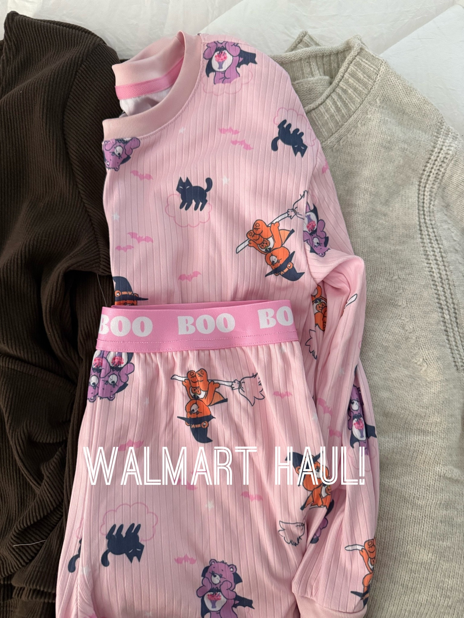 Walmart haul! These sweaters and tee and set are SO soft!!! #walmart #walmartfinds #halloween

#LTKmomlife #LTKSeasonal #LTKootd