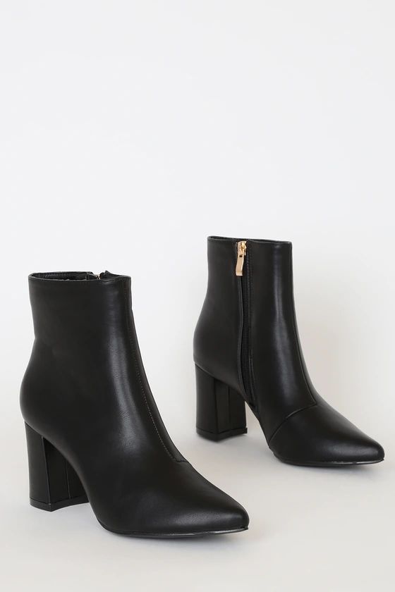 Sarai Black Pointed-Toe Ankle Booties | Lulus (US)