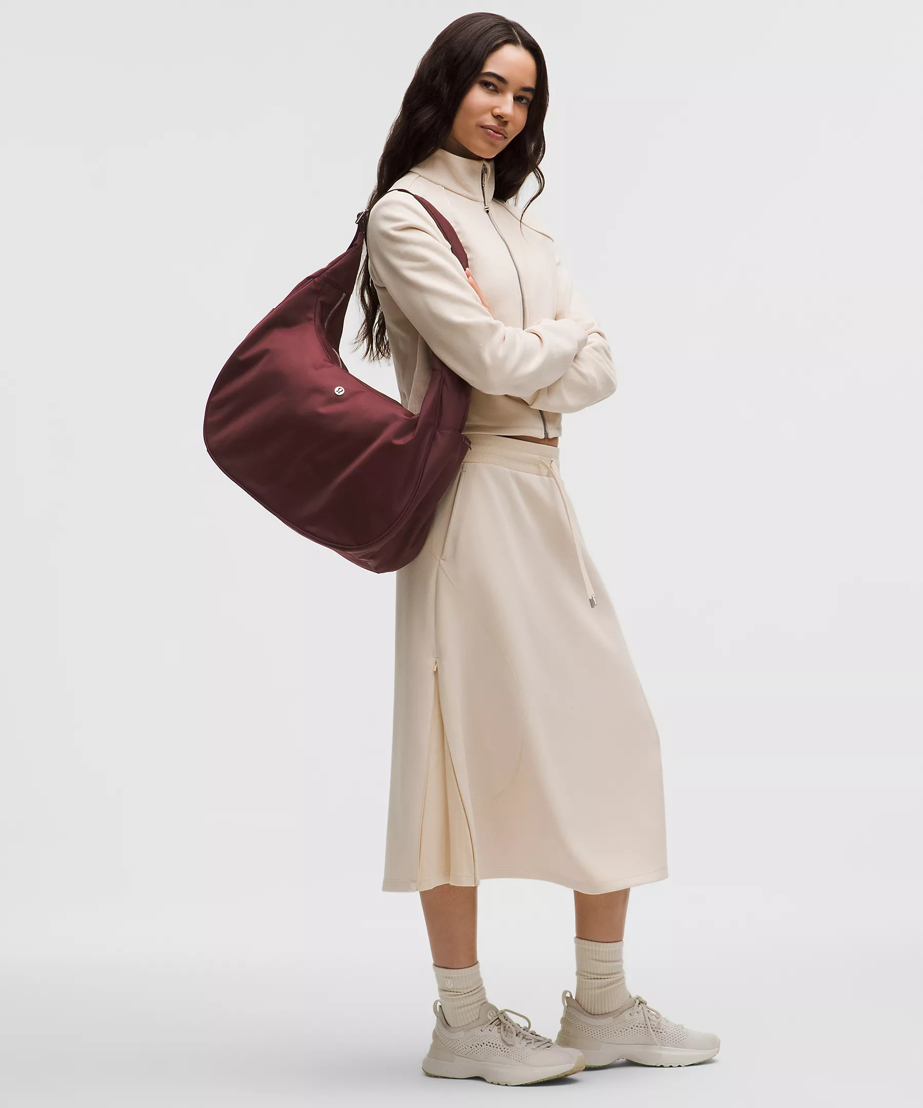 City Essentials Oversized Shoulder Bag 18L | Lululemon (US)