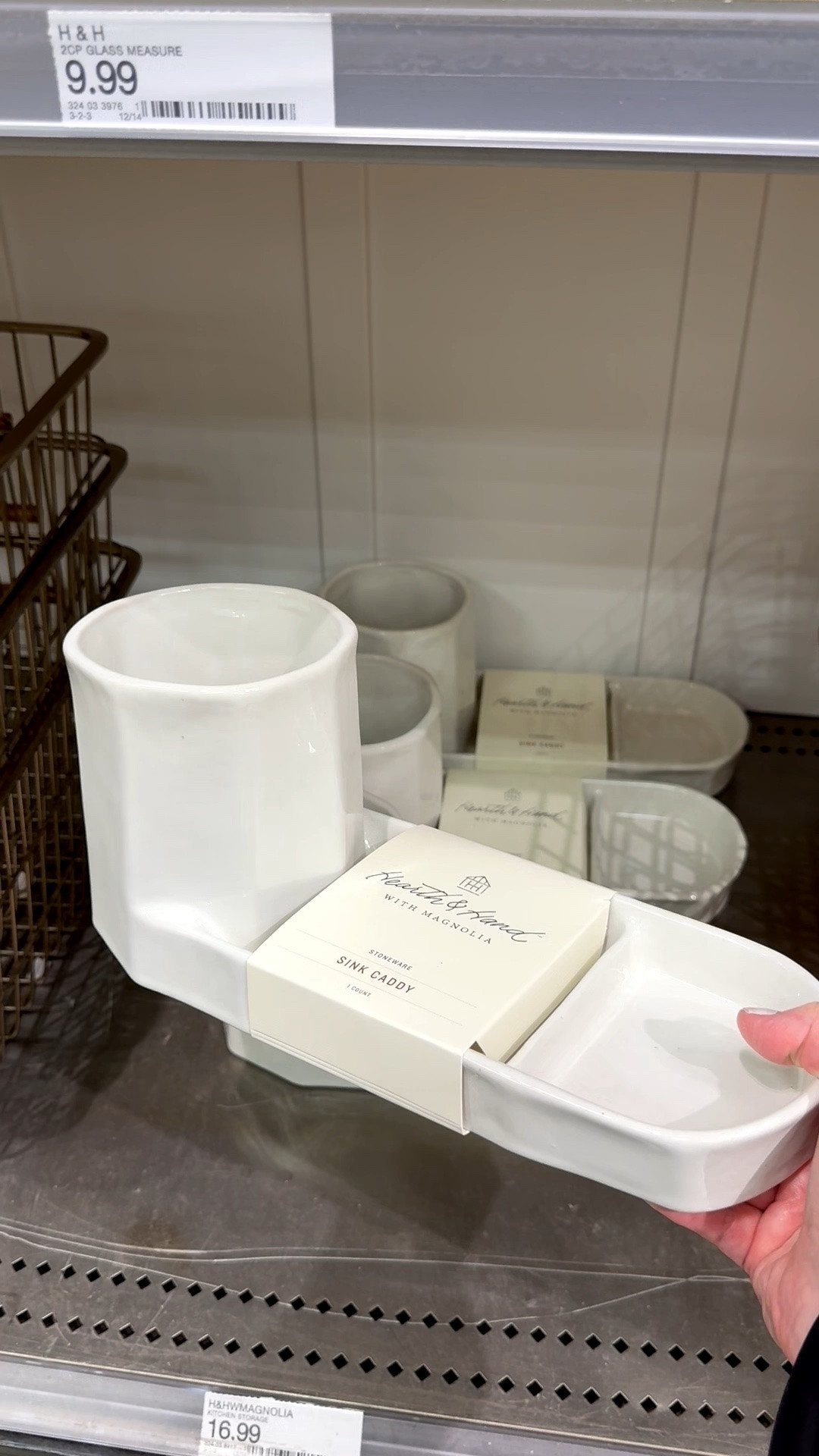 Who said a sink caddy couldn’t be beautiful? This one is made of ceramic and has a few different uses.

Of course you can use it by the sink to hold your sponges, but it would also be fun to use as a planter since there’s a drainage hole, as well as tool + adhesive storage for your mosaic studio or crafts room.

For mosaic tips, tutorials + inspiration please visit my YouTube channel: YouTube.com/julieweilbacher, and follow @julieweilbacher on Instagram.

#sinkcaddy #ceramicsinkcaddy #craftsstorage #craftsorganization #plantpot #containergarden #flowerpot #mosaic #target

#LTKHome