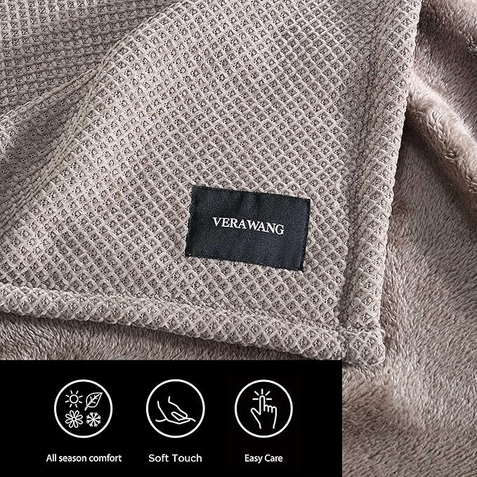 Visit the Vera Wang Store | Amazon (US)