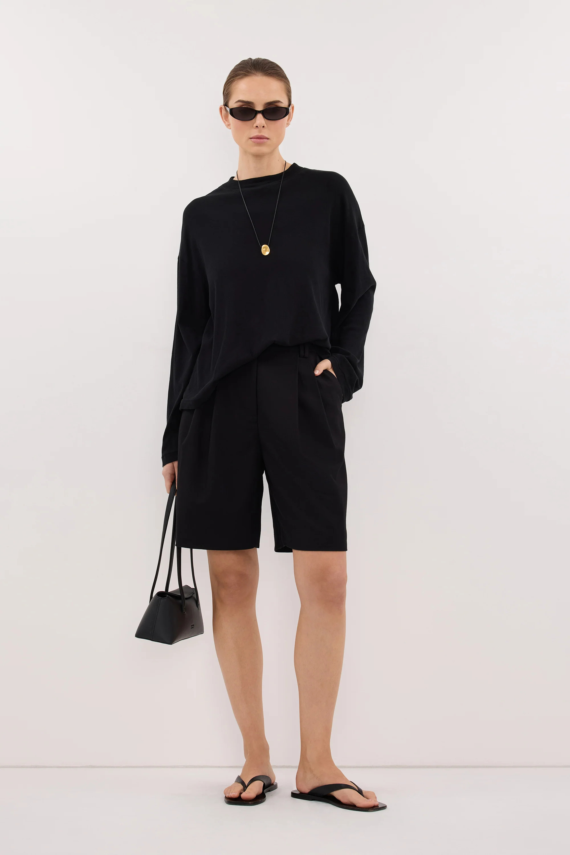 SLOANE BLACK SLEEVED CREW NECK KNIT | DISSH