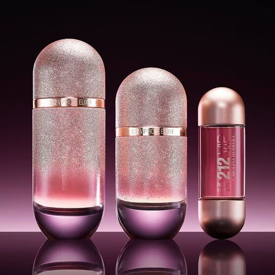 PERFUME CAROLINA HERRERA 212 VIP ROSÉ ELIXIR FEMININO EAU DE PARFUM. O 212 VIP Rosé Elixir é uma fragrância brilhante de edição limitada que celebra o seu eu mais ousado e glamoroso.#ediçãolimitada #212 #fragrânciabrilhante #lançamento 

#LTKSeasonal #LTKbrasil #LTKtravel