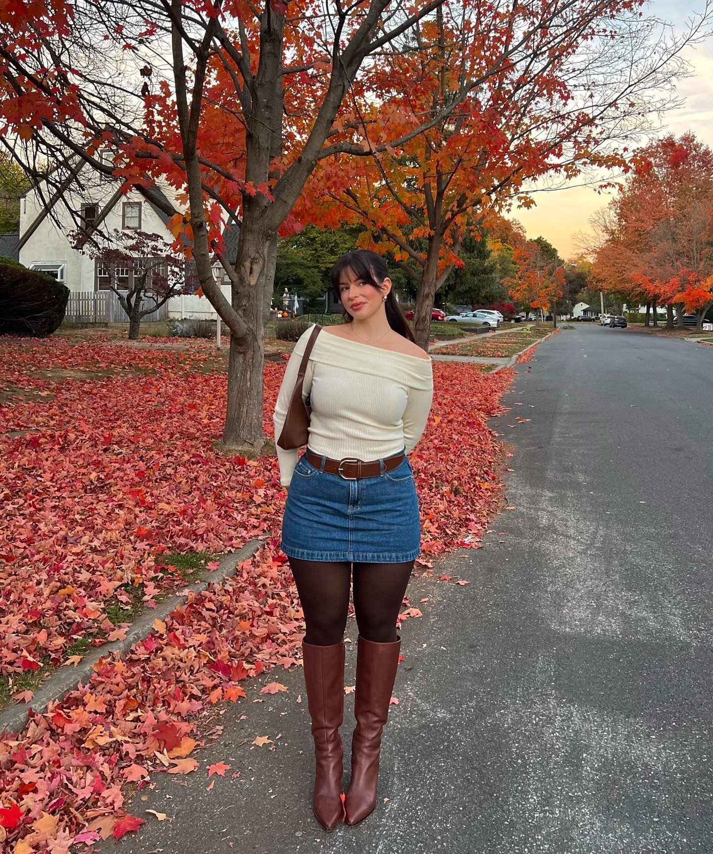 Best time of the year 🍂🍁

Code ANNALISE15 for 15% off tights 
Shirt: M/L
Skirt: size 10
 Boots: 9.5 (sized up .5) 