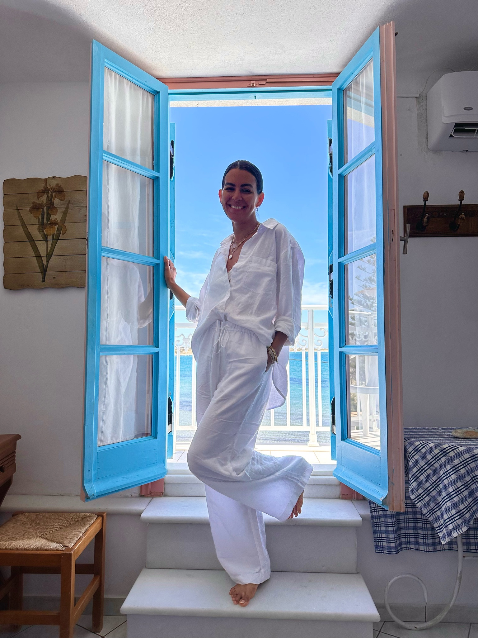 Wearing seamless nude underwear. Pants are a bit see through. 

#LTKSeasonal #LTKStyleTip #LTKOver40