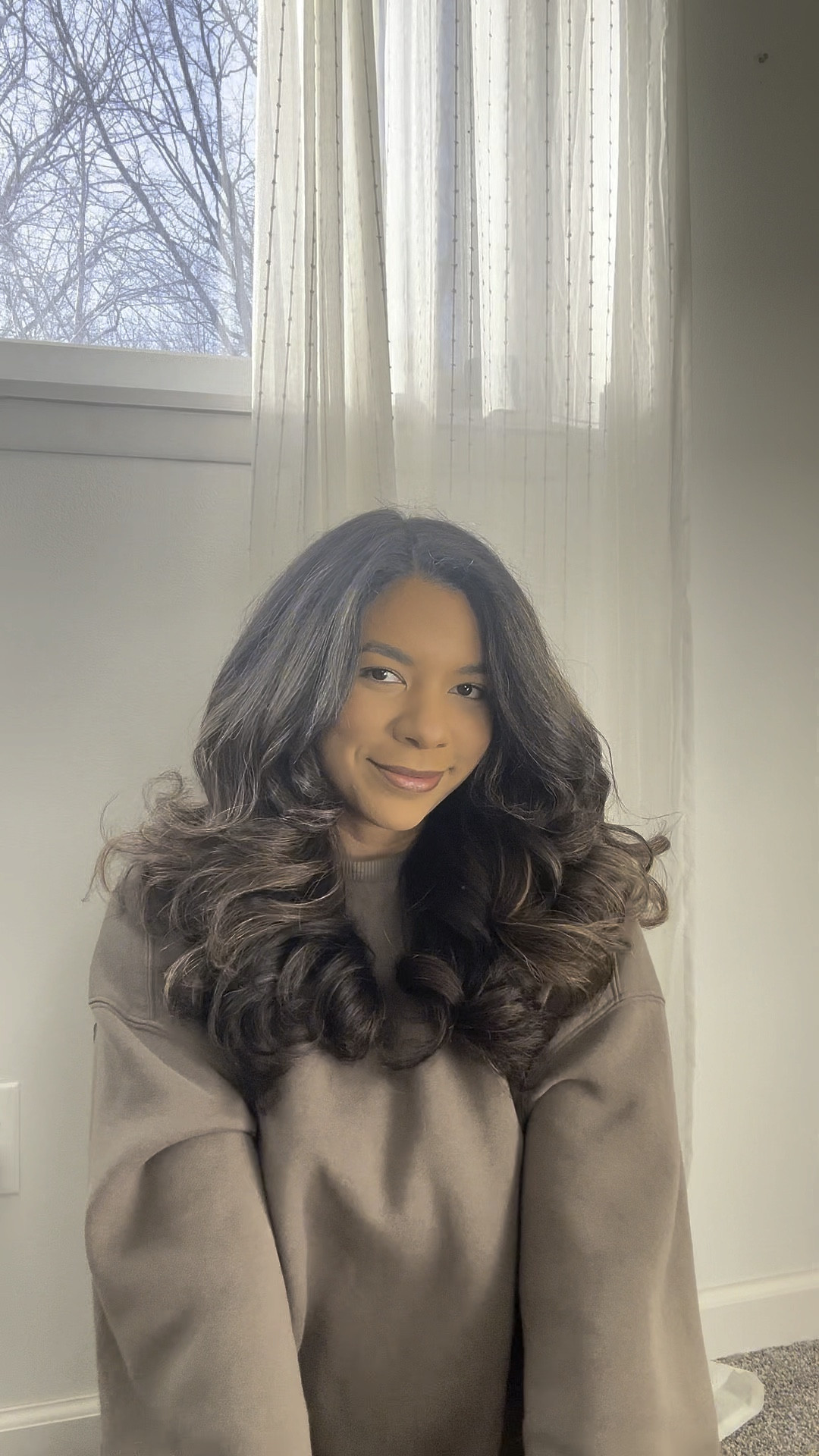 Shark flex style curls!!! Nuuds mocha sweatshirt size medium 