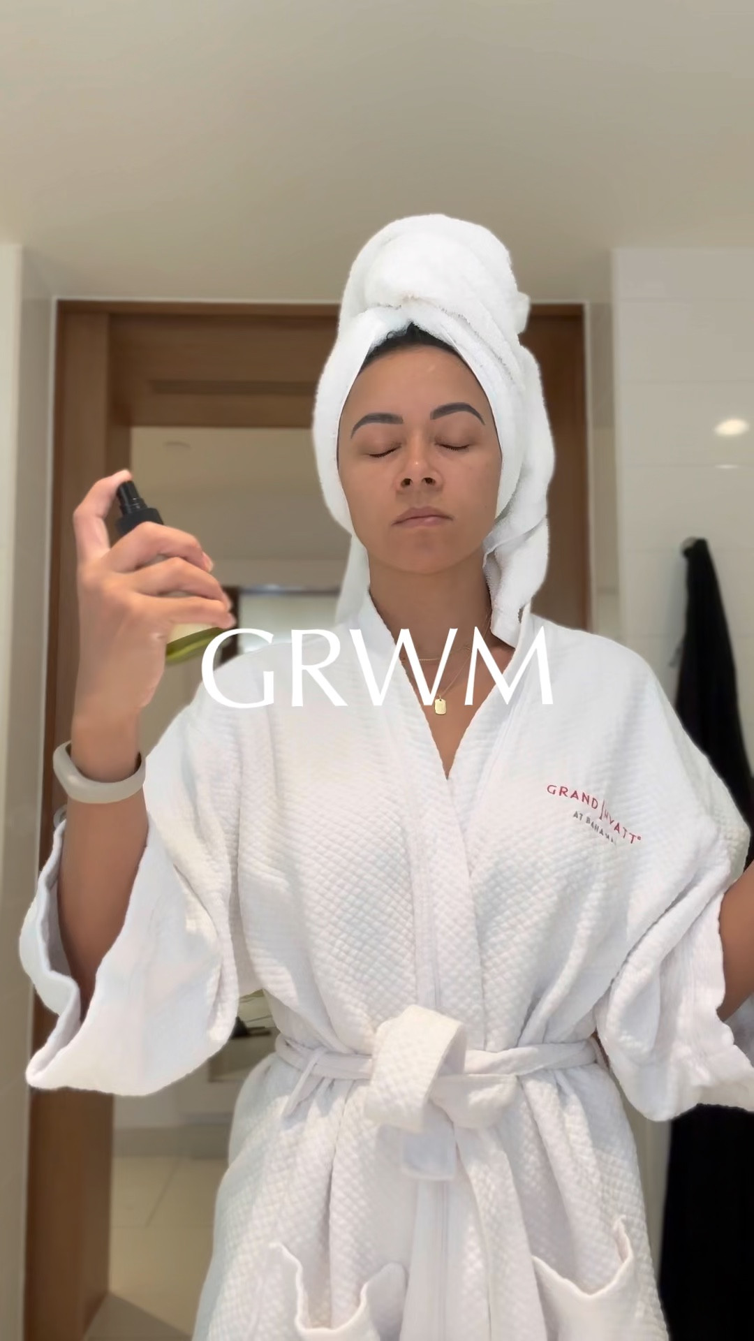 Hubby and I recently took a trip to the Bahamas and it was so rejuvenating. Here are some of the products I used to get glam for a night out on the resort with hubby. 

Hope you enjoy them!

#LTKbeauty