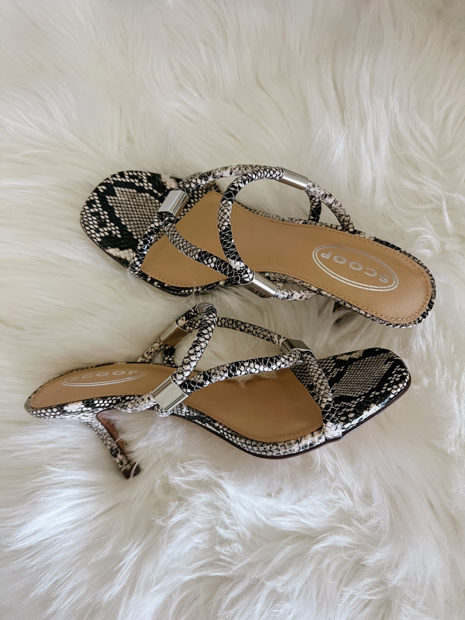 Snakeskin strappy heels from Walmart.. wow 😍

#LTKShoeCrush #LTKFindsUnder50 #LTKSummerEdit