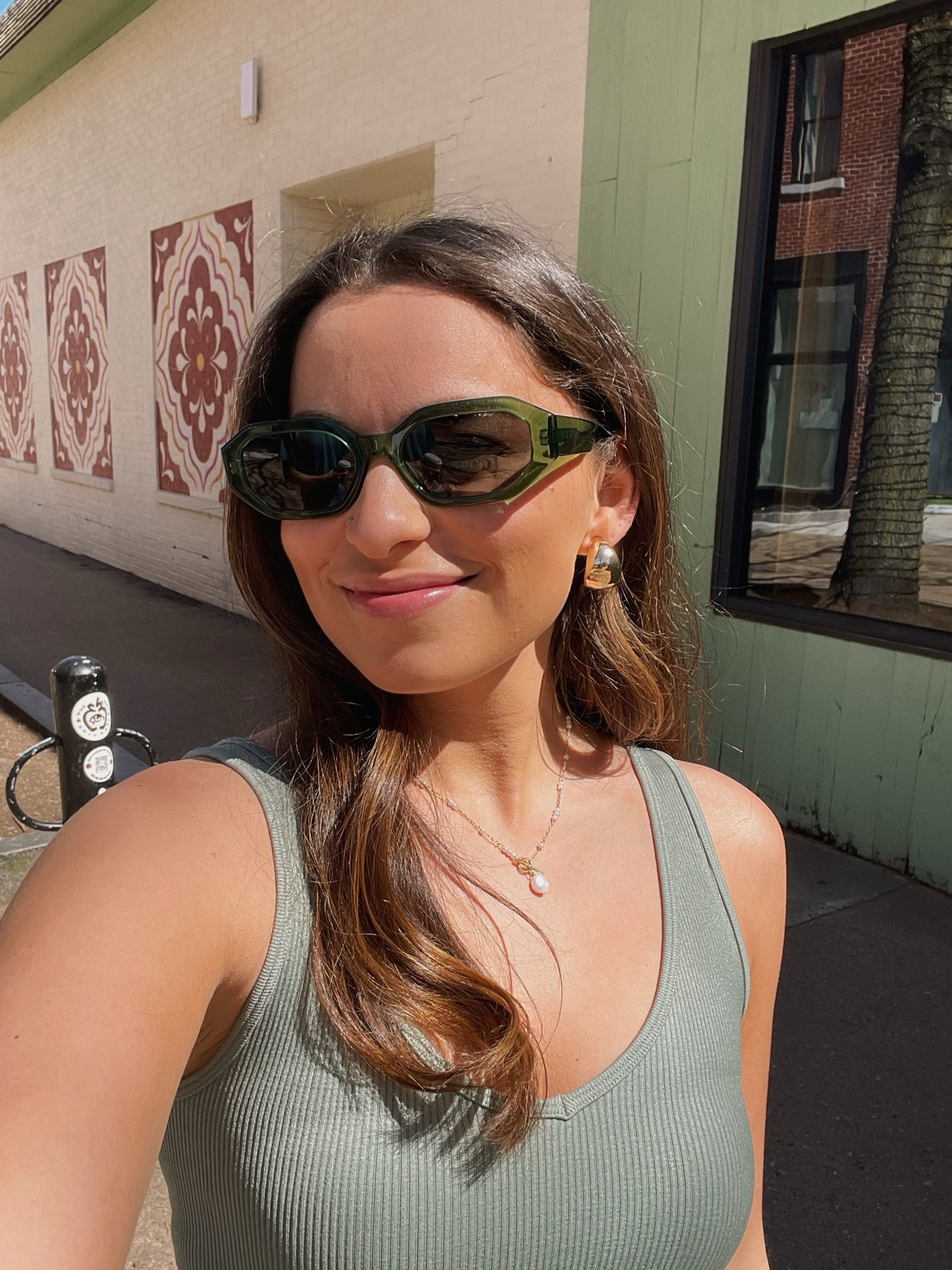 Love the color of these sunnies!

Sunglasses, summer outfit, vacation outfit, sage sunglasses, rectangular sunglassess

#LTKSeasonal #LTKstyletip #LTKU