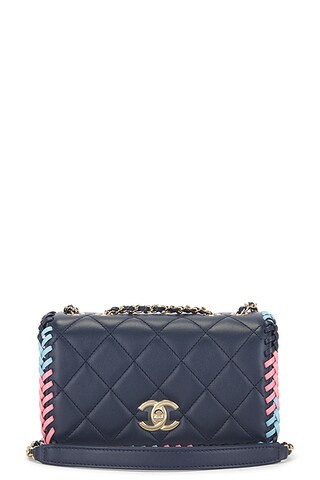 chanel Chanel Lambskin Wallet on Chain in Navy - Charcoal. Size all. | FWRD 