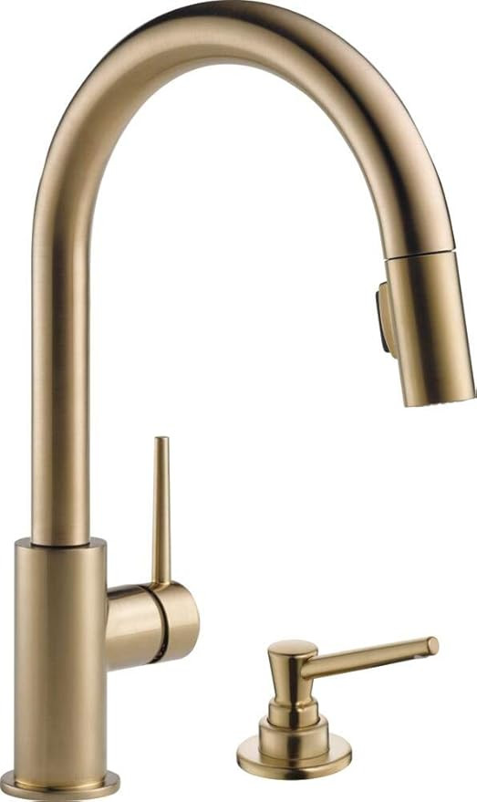 DELTA Trinsic Pull Down Kitchen Faucet with Pull Down Sprayer, Kitchen Sink Faucet with Kitchen S... | Amazon (US)