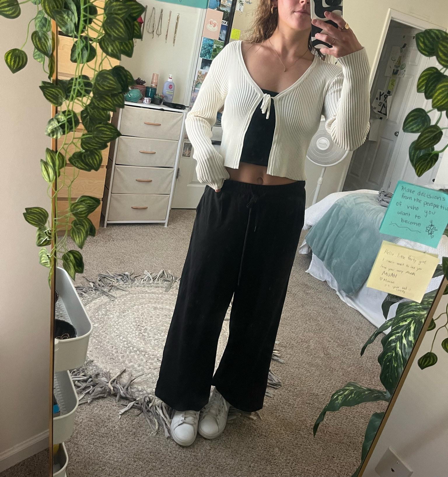 Super simple and cute outfit for the upcoming warmer weather and springtime :)) 🤍🤍

#LTKFindsUnder100 #LTKGiftGuide #LTKFindsUnder50