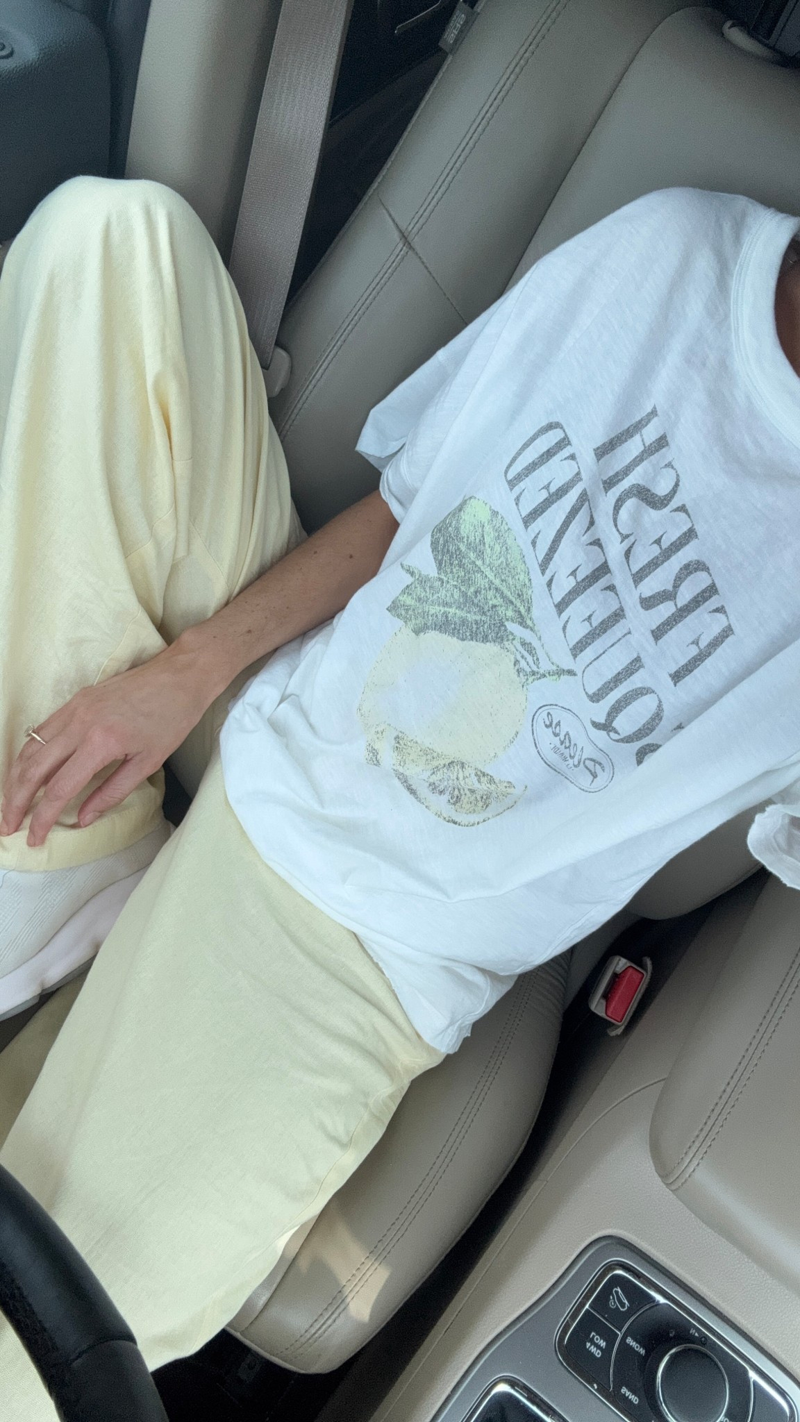 ootd 🍋

wearing size small in both pants and top!

#LTKStyleTip